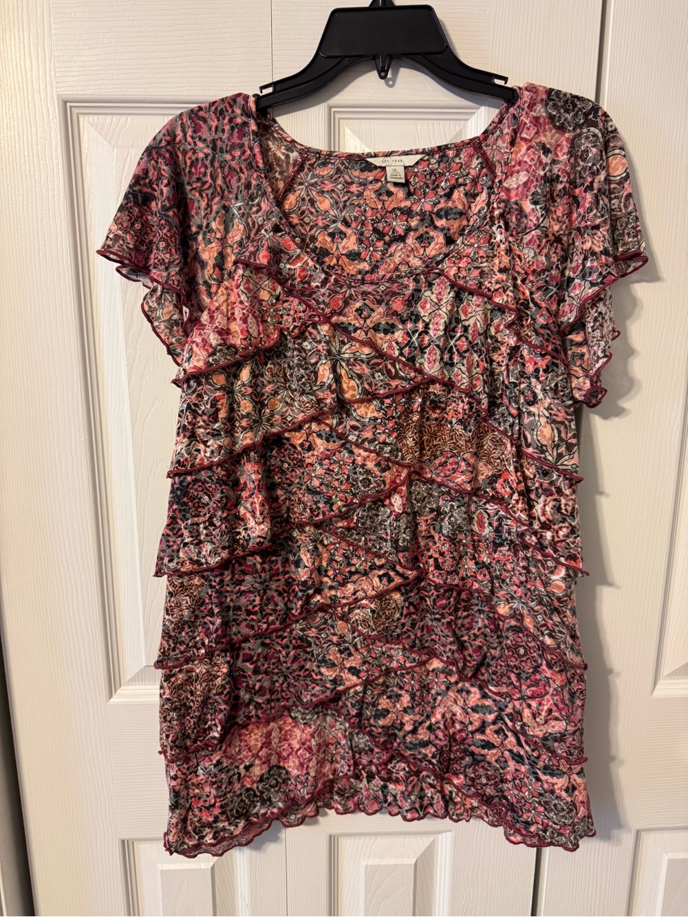 Women's Patterned Ruffle Blouse